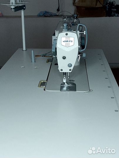 Швейная машина