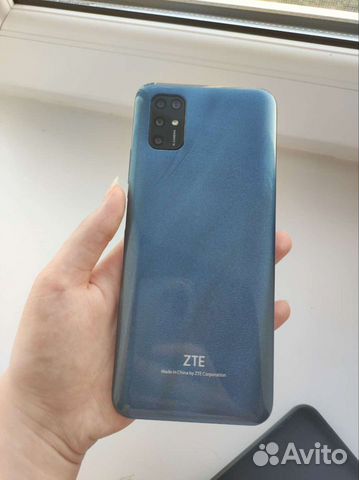 Мобильные телефоны бу ZTE V2020 Smart объявление продам
