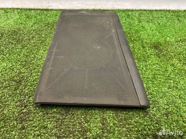 Сетка динамика левая Mercedes-Benz