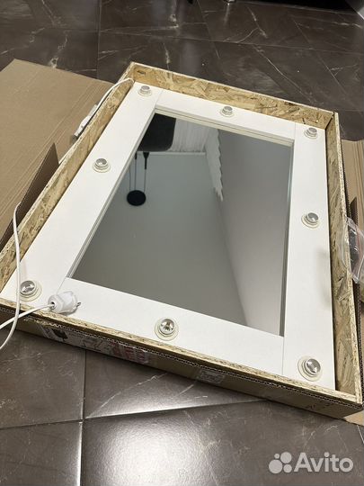 Зеркало с подсветкой