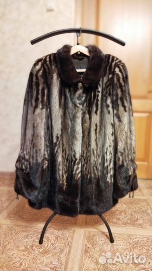 Продам норковую шубу