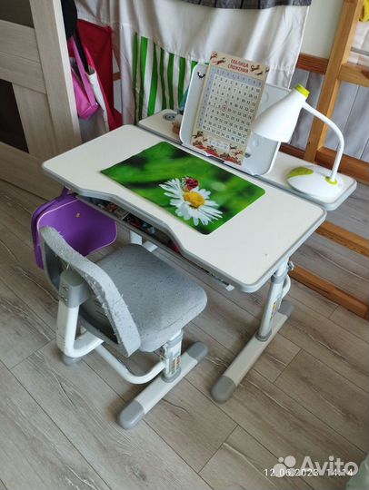 Растущая парта и стул бу
