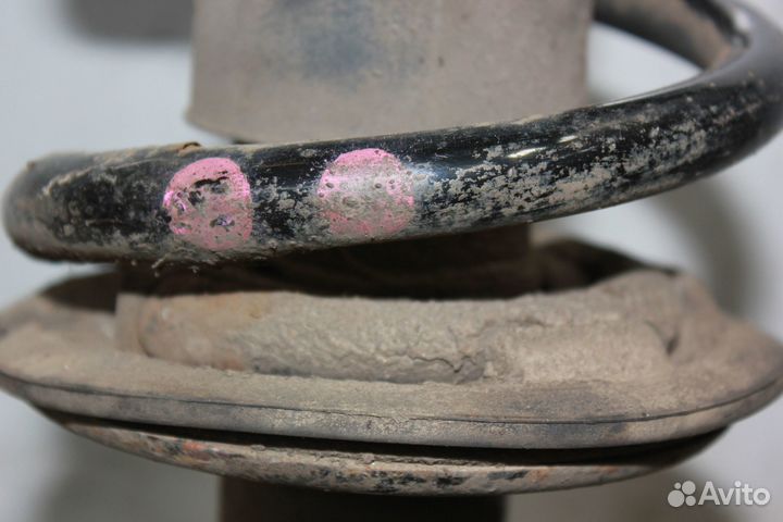 Амортизатор передний Audi A5 8T A4 B8