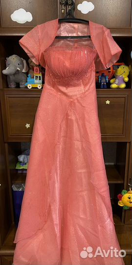 Платье в пол