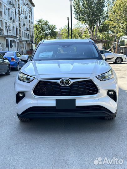 Toyota Highlander 3.5 AT, 2021, 700 км