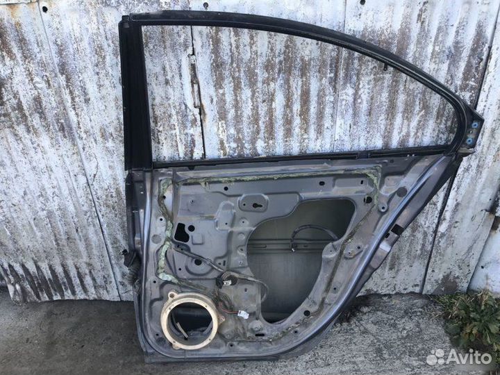 Дверь задняя правая Nissan Primera P12