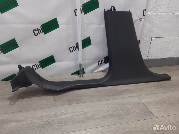 Левая обивка порога для Skoda Superb II