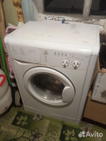 Indesit wisl 105