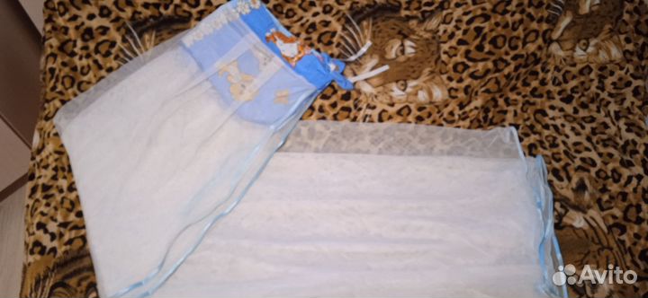 Комплект В кроватку детскую