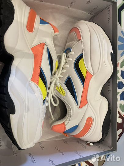 Кросовки Zara