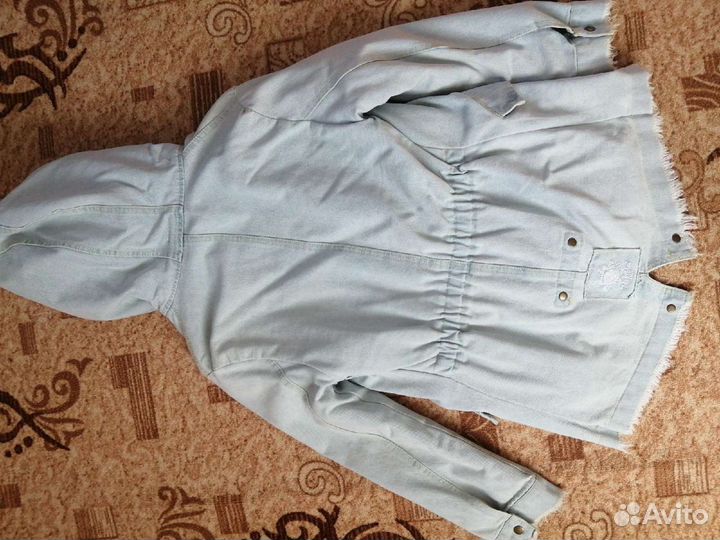 Джинсовая куртка женская