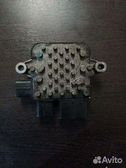 Блок управления вентилятором Nissan Infiniti Mazda