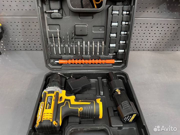 Дрель шуруповерт аккумуляторный DeWalt новый