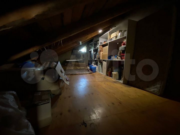 Дом 380 м² на участке 6,5 сот.