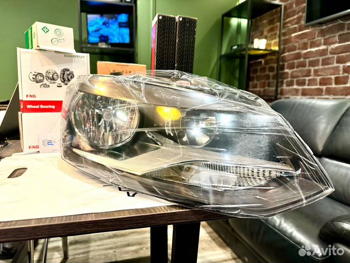 Фара правая H7 Polo sedan (две лампы) 6R1941008F