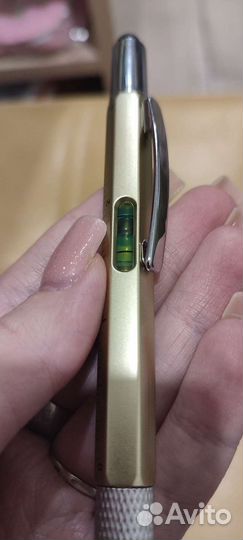 Многофункциональная ручка