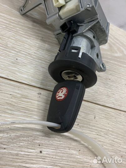 Замок зажигания Opel Astra H Z16XER 2007