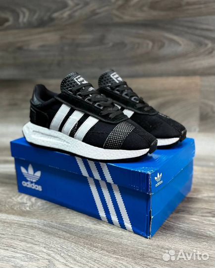 Кроссовки мужские adidas