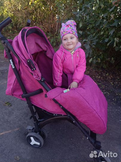 Прогулочная коляска трость