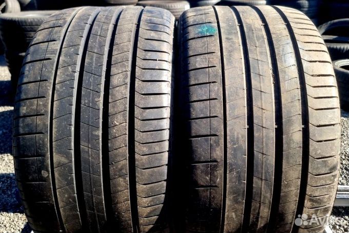 Pirelli P Zero PZ4 315/30 R21