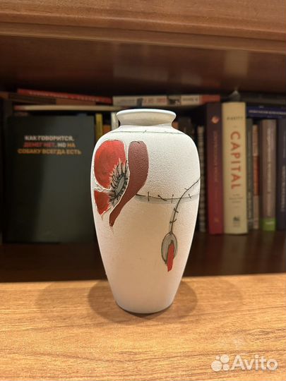 Керамическая ваза для цветов