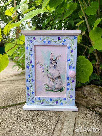 Ключница с зайчиком ручная работа