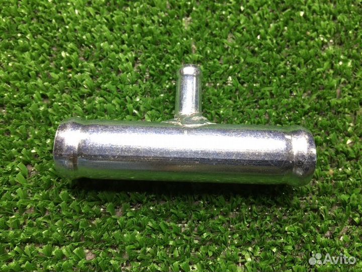 Переходник шланга D16*8*16 тройник угол 90