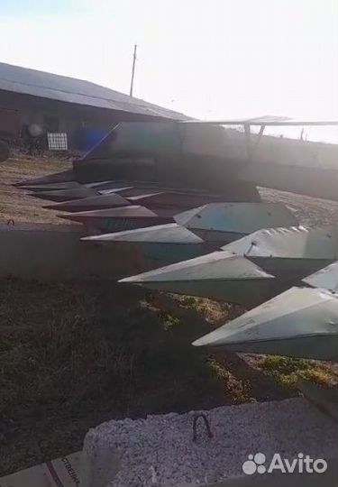 Жатка для уборки подсолнечника (6м, 8ми рядковая)