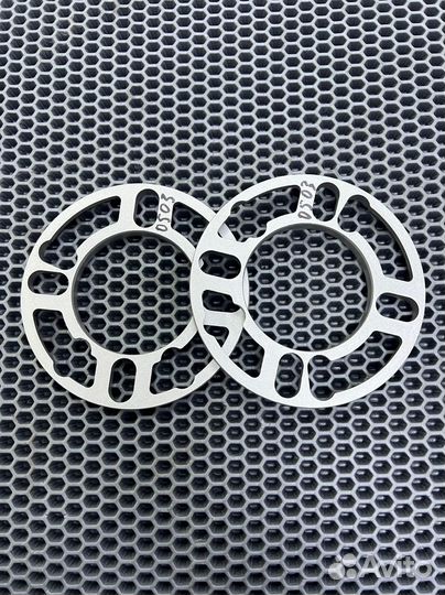 Проставки колесные для всех марок автомобилей 10мм