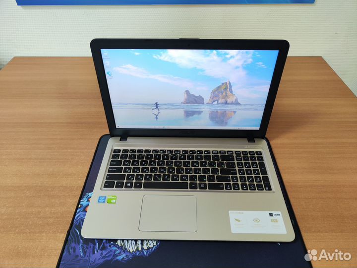 Игровой ноутбук Asus
