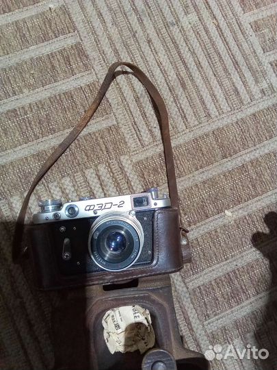 Плёночный фотоаппарат времён СССР