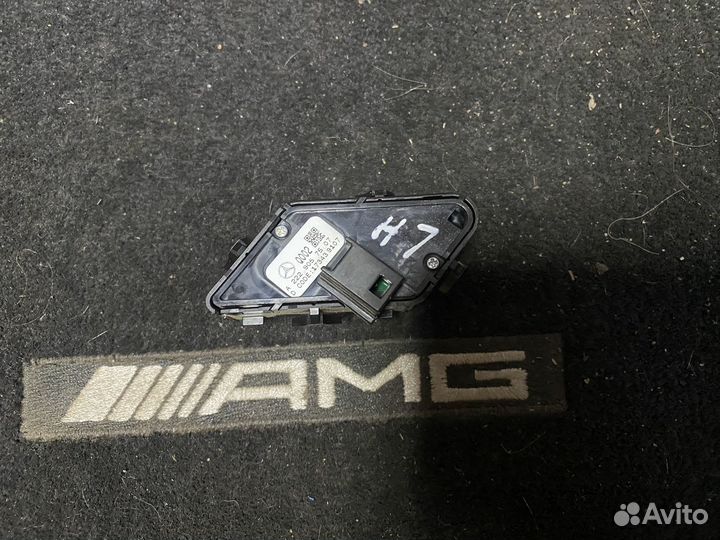 W217 W222 Рест кнопка центрального замка LH