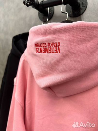 Топовое худи Vetements