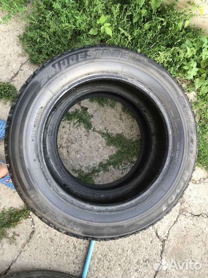 Bridgestone Blizzak Revo1 215/60 R17