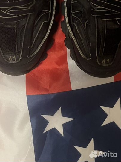 Кроссовки balenciaga track legit