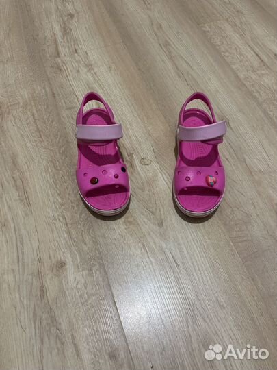 Сандали crocs для девочки