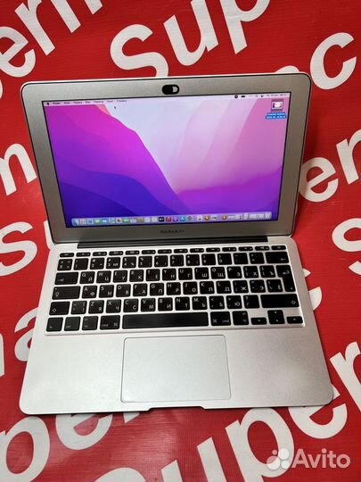 Apple macbook air 11 2015 с коробкой, отличный