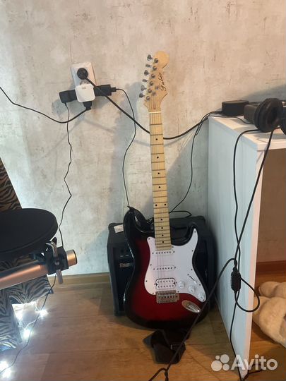 Электро гитара