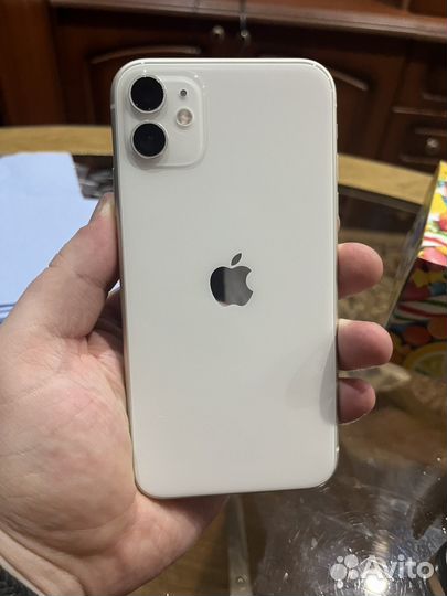 iPhone 11, 128 ГБ