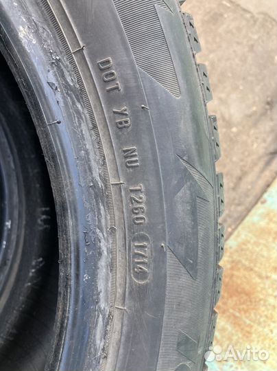 Pirelli Winter Ice Zero 225/50 R17 98T