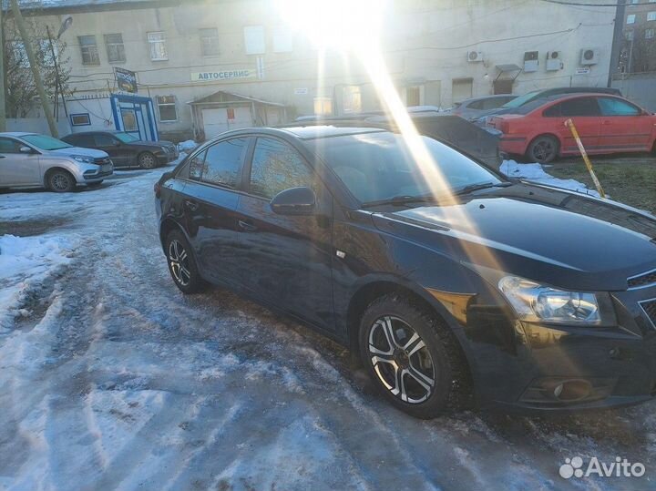 Chevrolet Cruze 1.8 МТ, 2010, 230 000 км