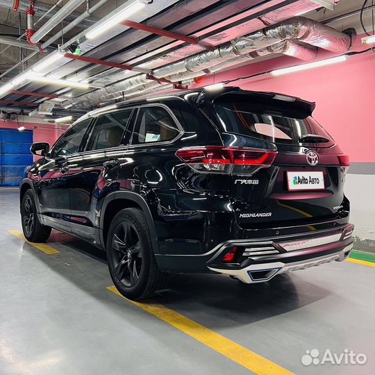 Toyota Highlander 2.0 AT, 2021, 36 000 км