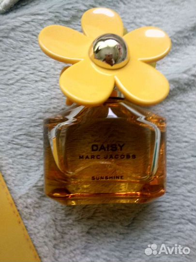 Dkny, daisy marc jacobs, Antonio Banderas