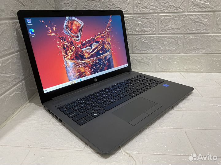 Ноутбук HP 250 G7