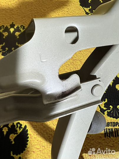 Петля крышки багажника левая церато 3