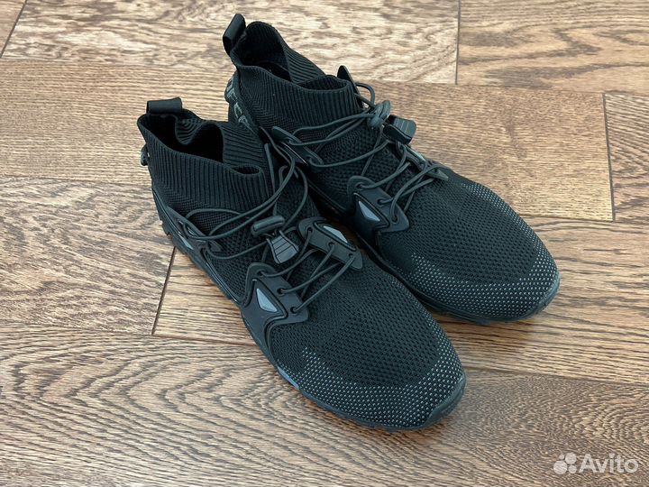 Акваботы аквашуз