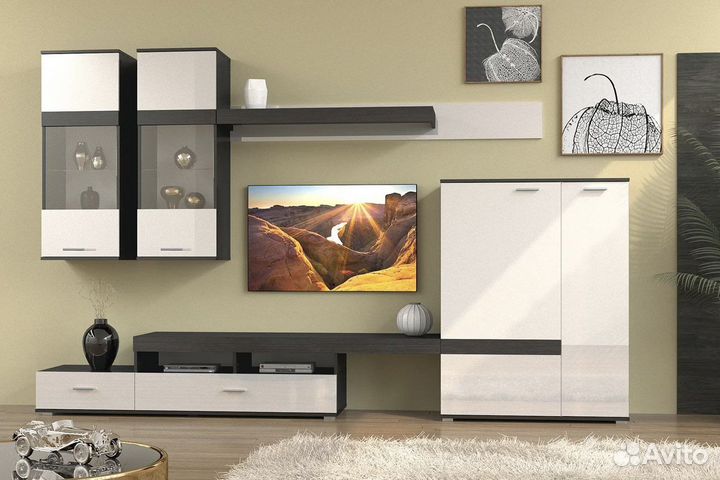 Стенка в гостиную