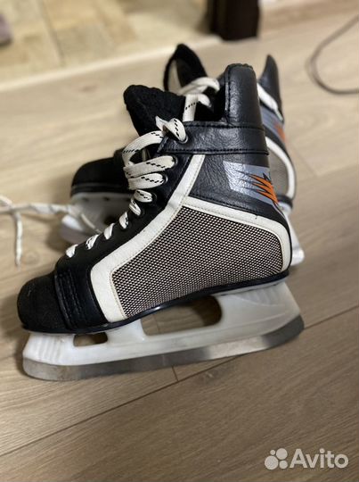 Коньки мужские 40
