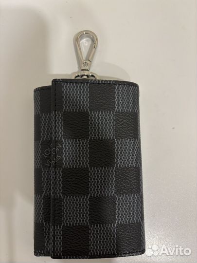 Louis vuitton ключница
