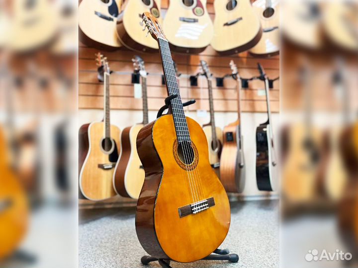 Гитара классическая Yamaha c40